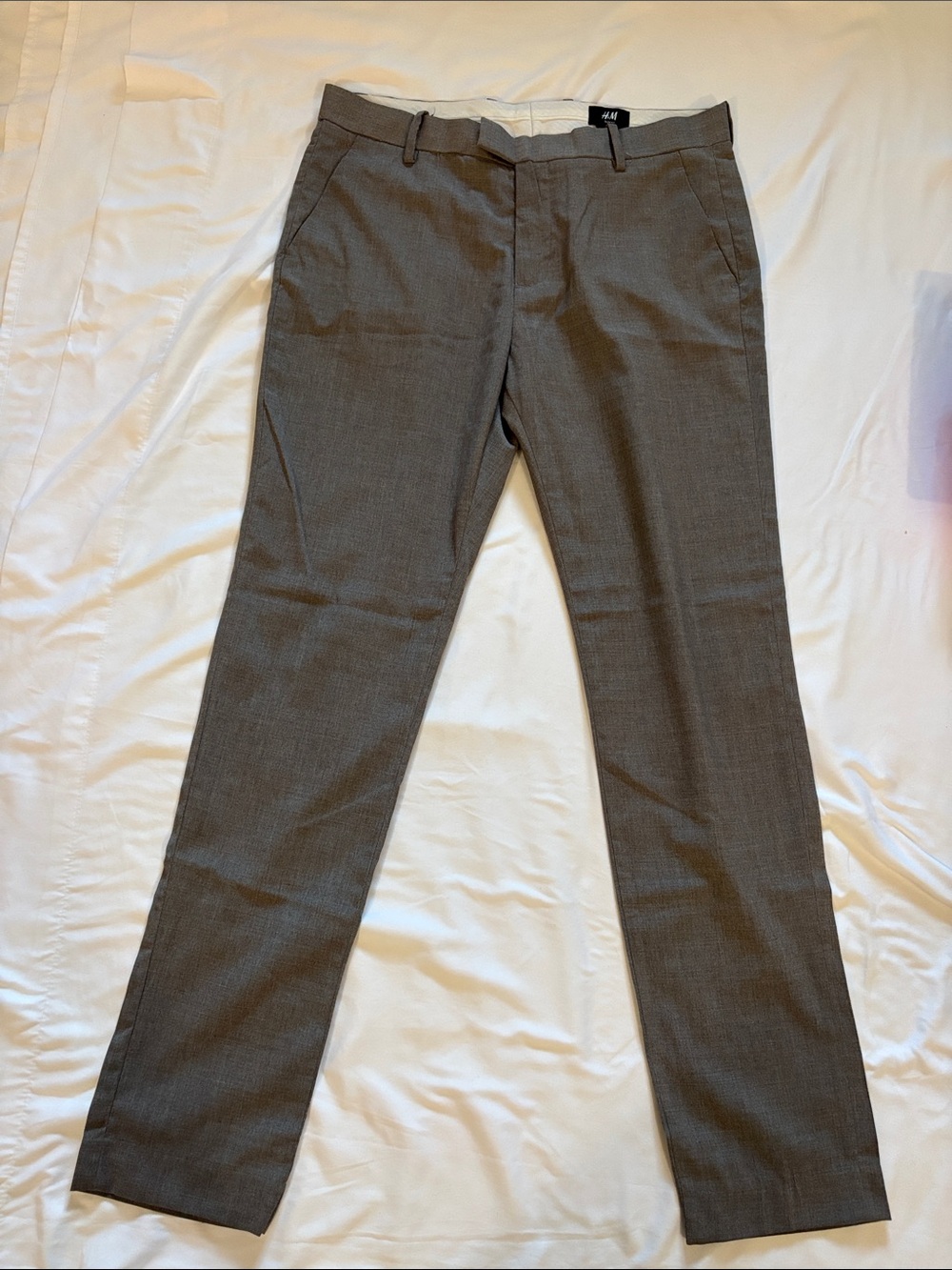 H&M Men's Dress Pants in Charcoal Gray